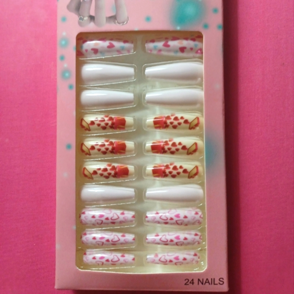 Heart print long press on nails